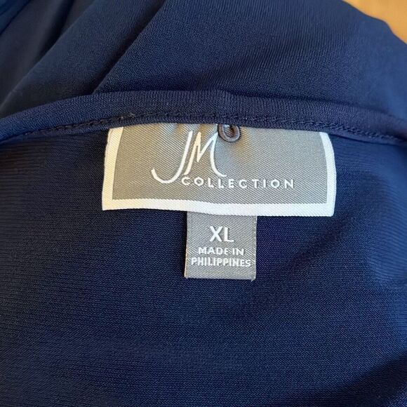 Navy Blue 3/4 Sleeve Tunic Top with Shoulder Cut Outs, Casual Comfort - Picture 4 of 5